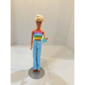 Vintage 1991 Mattel Hawaiian Fun Barbie Doll Z Eyes # 5940 RARE With Clothes